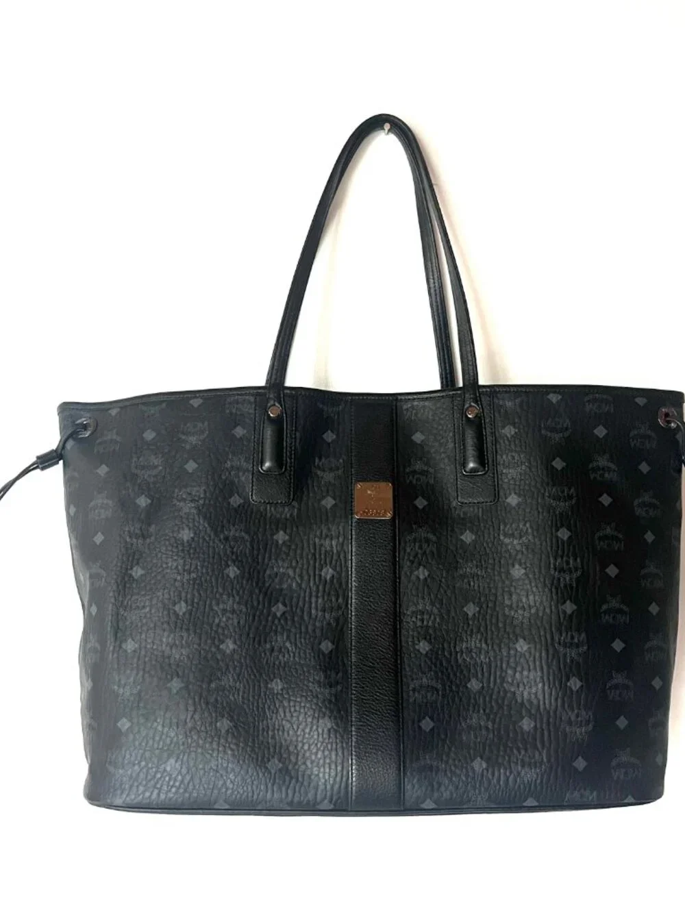 MCM large Liz reversible tote bag in black visetos